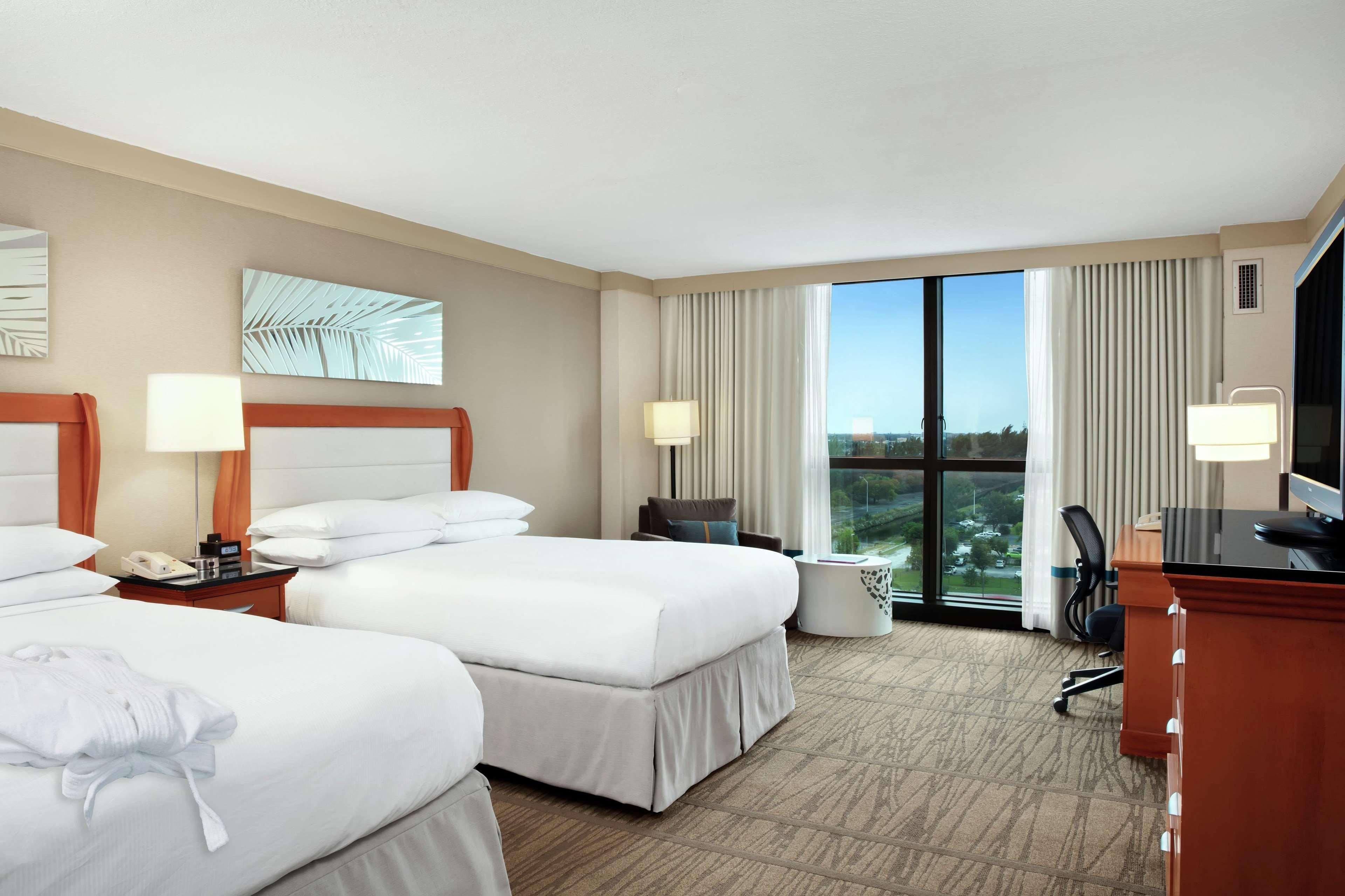 Doubletree By Hilton Hotel Miami Airport & Convention Center Miami Springs Εξωτερικό φωτογραφία