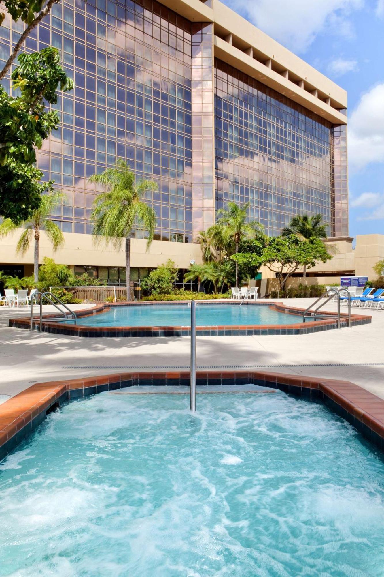 Doubletree By Hilton Hotel Miami Airport & Convention Center Miami Springs Εξωτερικό φωτογραφία