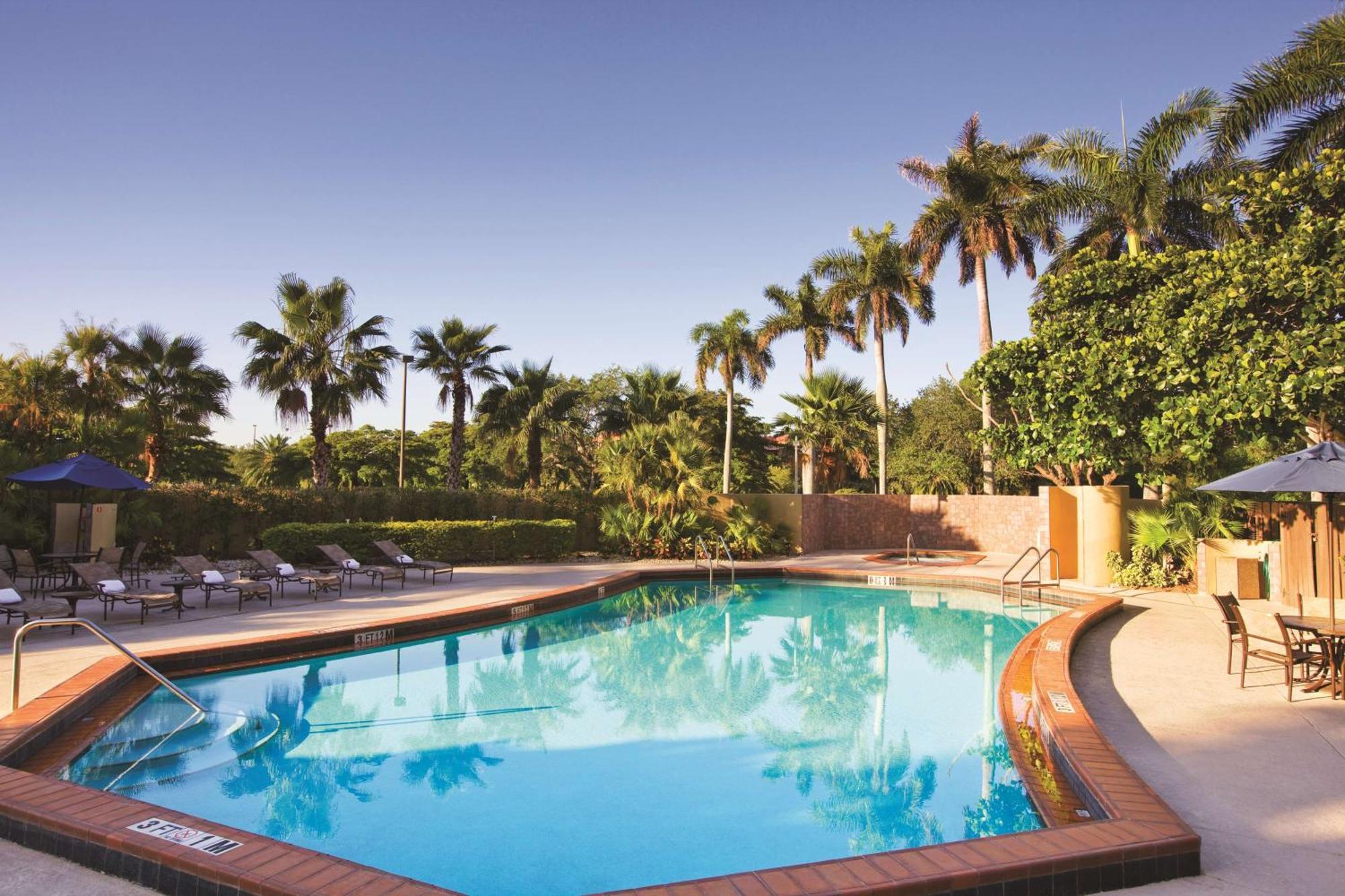 Doubletree By Hilton Hotel Miami Airport & Convention Center Miami Springs Εξωτερικό φωτογραφία